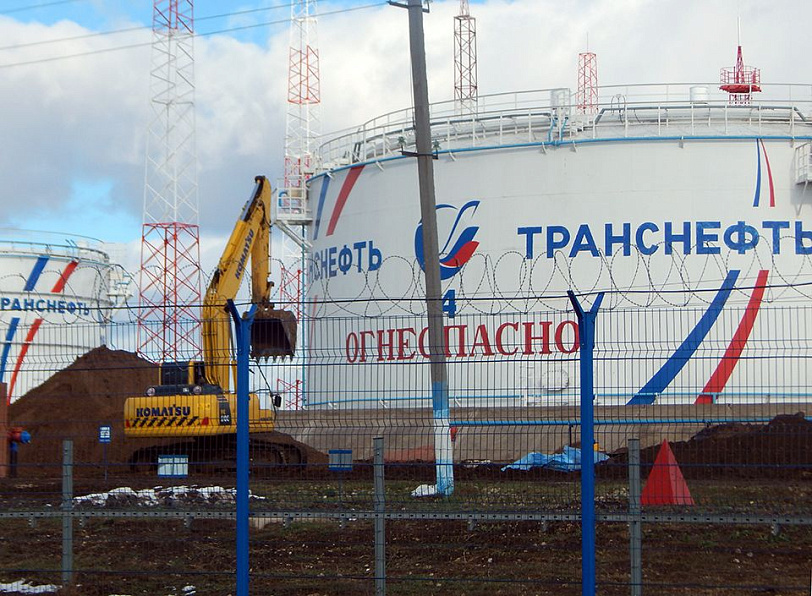 Участие в строительстве 8-ми резервуаров хранения нефти объемом  20 000 м3 на одной из ЛПДС АО "Транснефть-Приволга" в 2015 году